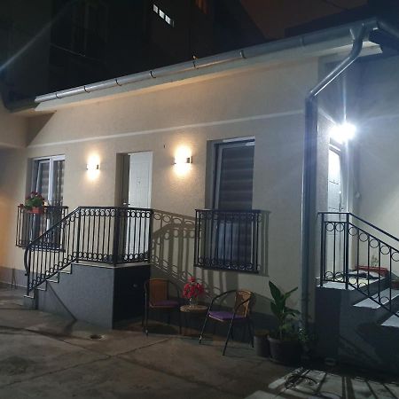 Pejovic Apartmani Nis Exterior photo