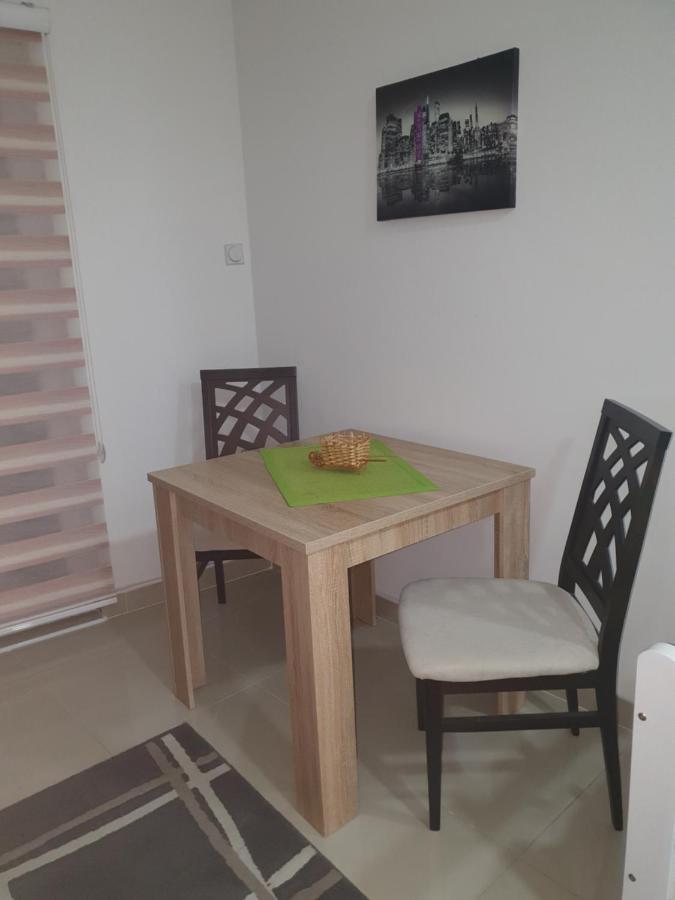 Pejovic Apartmani Nis Exterior photo