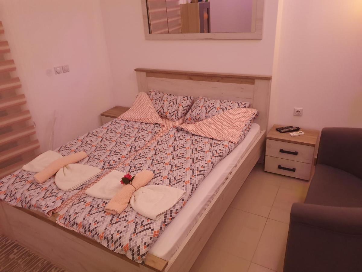 Pejovic Apartmani Nis Exterior photo